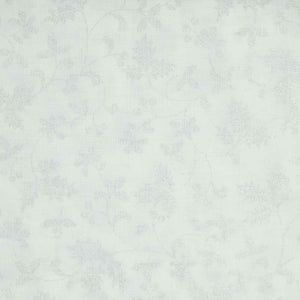 Hoffman Fabrics Poised Poinsettia 3291 109 R7671 176S Holly Toss Ice Silver